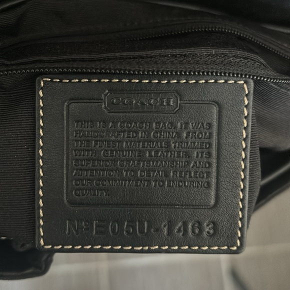 Coach Black Canvas and Leather Logo Purse No. F05U-1463 Vintage Y2K - Picture 7 of 10